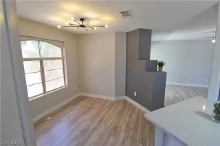 Photo #6: 2197881 Listing 