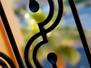 Photo #4: 2197943 Listing 