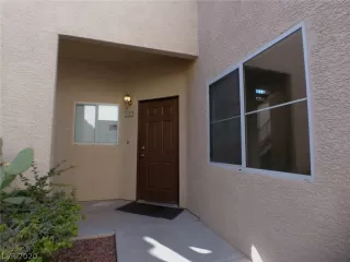 Photo #1: 2197975 Listing