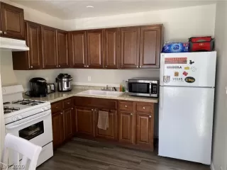 Photo #2: 2198016 Listing 