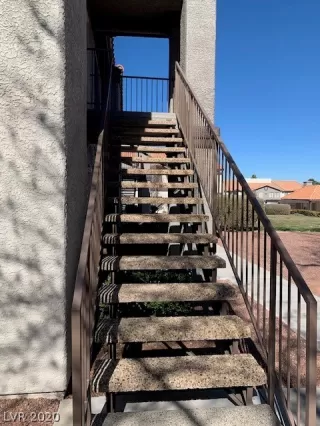 Photo #4: 2198074 Listing