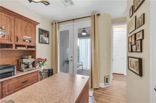 Photo #1: 2198133 Listing