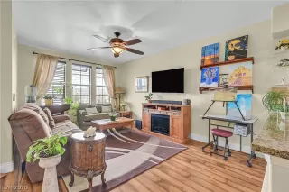 Photo #6: 2198133 Listing