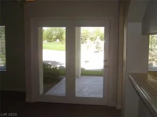 Photo #5: 2198167 Listing 