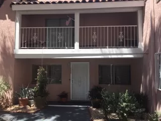 Photo #3: 2198199 Listing