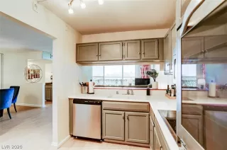 Photo #2: 2198240 Listing