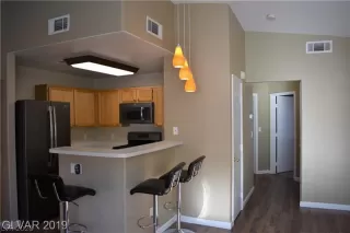 Photo #2: 2198270 Listing 