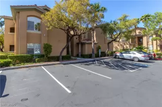 Photo #1: 2198272 Listing