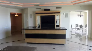 Photo #2: 2198313 Listing 