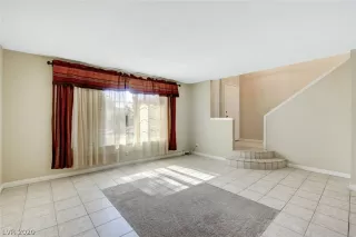 Photo #1: 2198316 Listing 