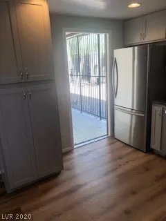 Photo #2: 2198332 Listing 