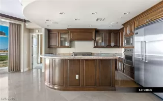 Photo #4: 2198335 Listing 