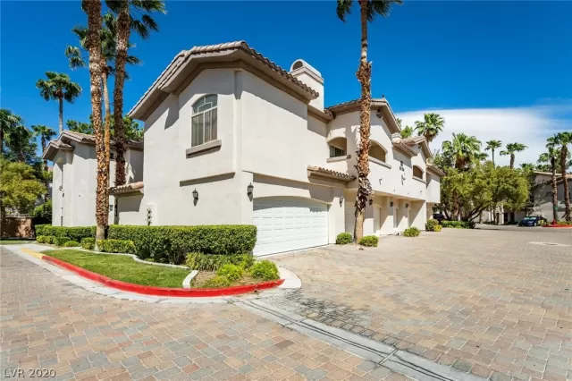 MLS: 2198359 Condo For Sale