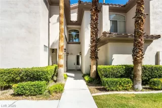 Photo #2: 2198359 Listing