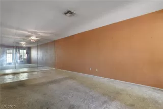 Photo #4: 2198450 Listing 