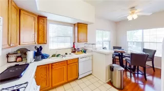 Photo #3: 2198468 Listing