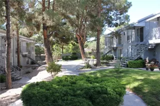 Photo #2: 2198495 Listing 