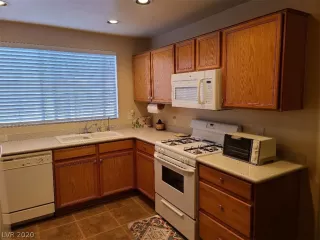 Photo #2: 2198524 Listing