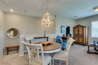 Photo #4: 2198631 Listing