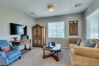 Photo #6: 2198631 Listing