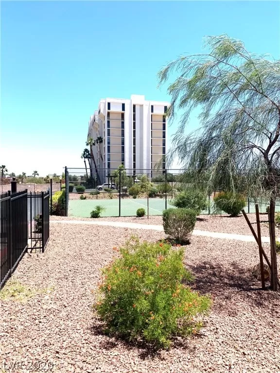 MLS: 2198674 Condo For Sale