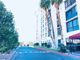 Photo #3: 2198674 Listing 