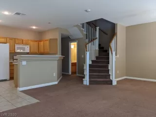 Photo #5: 2198698 Listing 