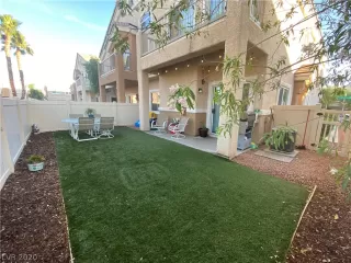 Photo #1: 2198711 Listing