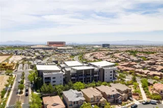 Photo #2: 2198812 Listing