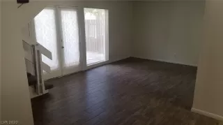 Photo #5: 2198881 Listing 
