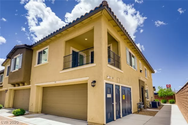 MLS: 2198883 Condo For Sale