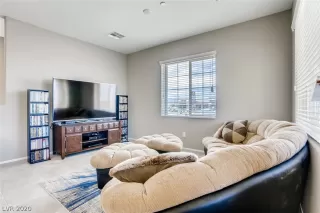 Photo #1: 2198883 Listing