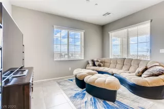 Photo #2: 2198883 Listing