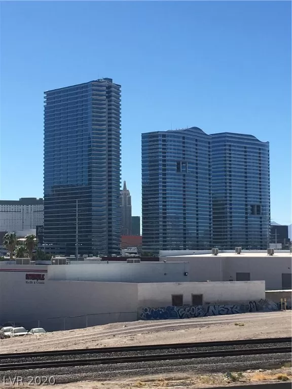 MLS: 2198898 Condo For Sale