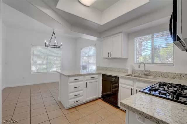 MLS: 2198963 Condo For Sale