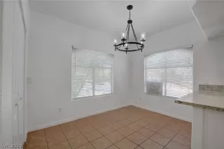 Photo #6: 2198963 Listing