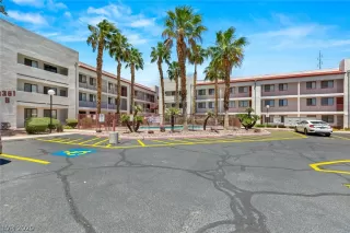 Photo #2: 2198983 Listing