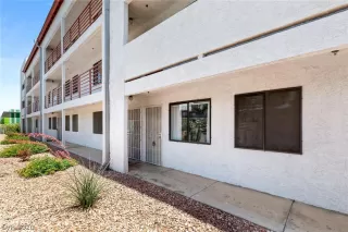 Photo #4: 2198983 Listing