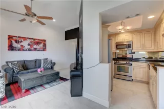 Photo #4: 2198988 Listing