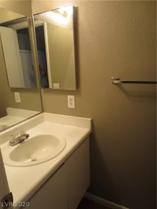 Photo #6: 2199035 Listing 