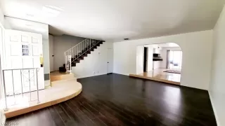 Photo #5: 2199115 Listing 