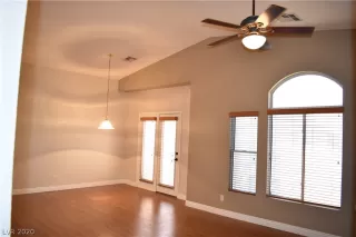 Photo #2: 2199131 Listing