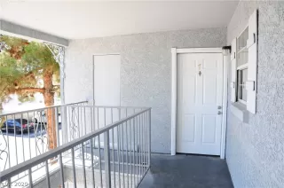 Photo #3: 2199245 Listing 