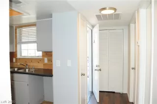 Photo #4: 2199245 Listing 