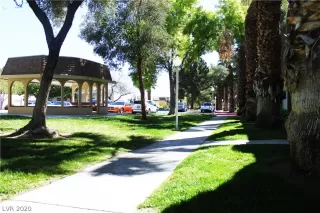 Photo #1: 2199252 Listing