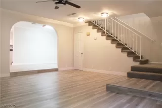 Photo #5: 2199252 Listing