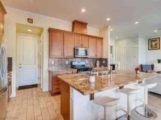 Photo #6: 2199274 Listing 