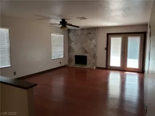 Photo #1: 2199292 Listing 