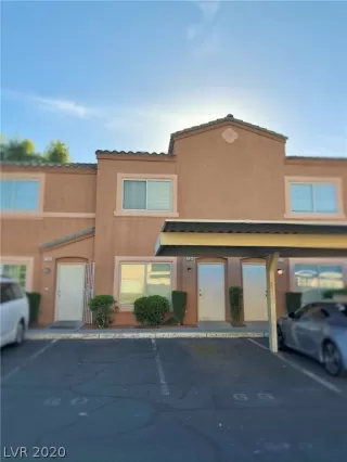 Photo #1: 2199401 Listing