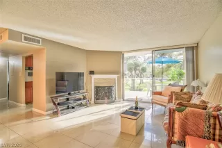 Photo #1: 2199451 Listing